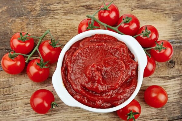 Ev Yapımı Salça