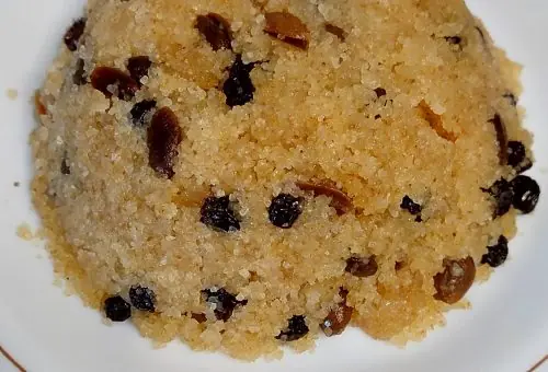 Vakfıkebir Üzümlü İrmik Helvası